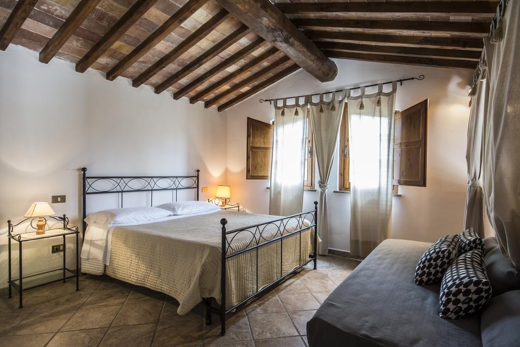 Villa Loghino Volterra Værelse billede